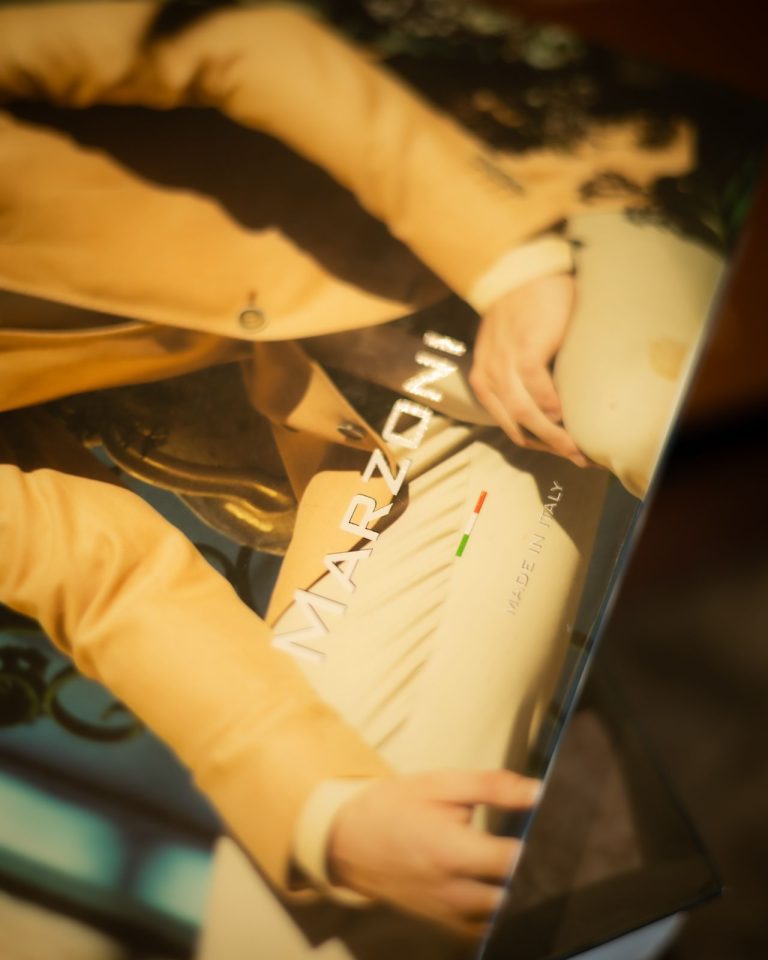 Read more about the article The Ultimate Guide to Choosing the Perfect Wedding Suit